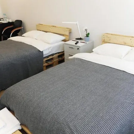 Expo Nadarzyn 3rooms Апартаменты