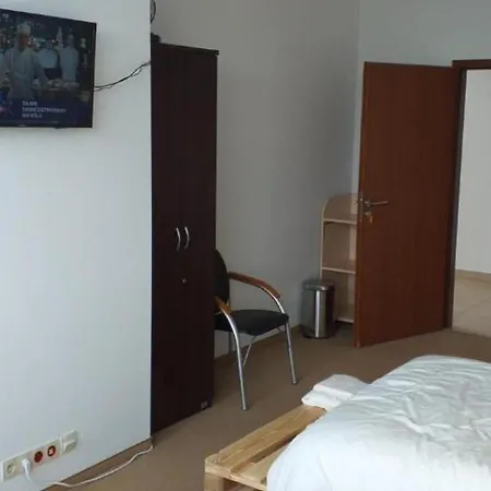 Апартаменты Expo Nadarzyn 3rooms *