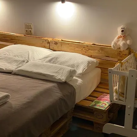 Expo Nadarzyn 3rooms Апартаменты *